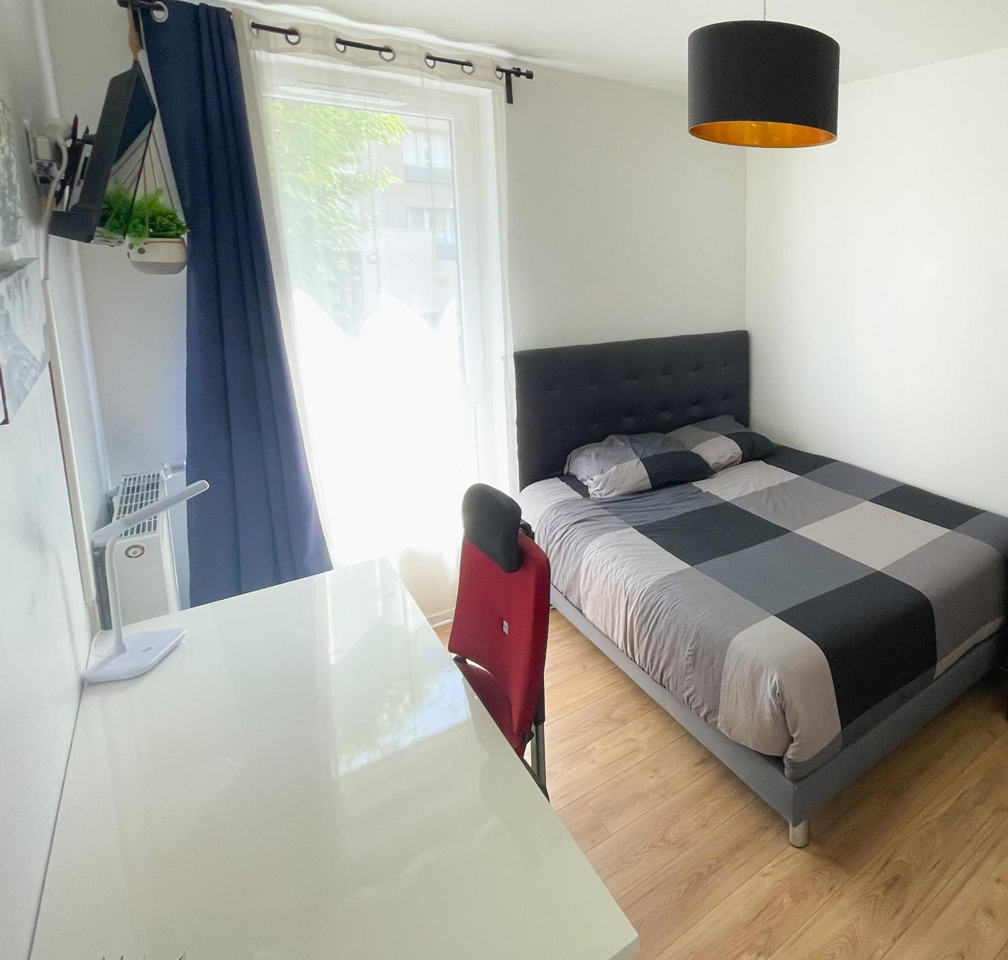 Comfortable Rooms In Nanterre University Near La Defense Arena And Paris With Very Good Wifi Exterior photo
